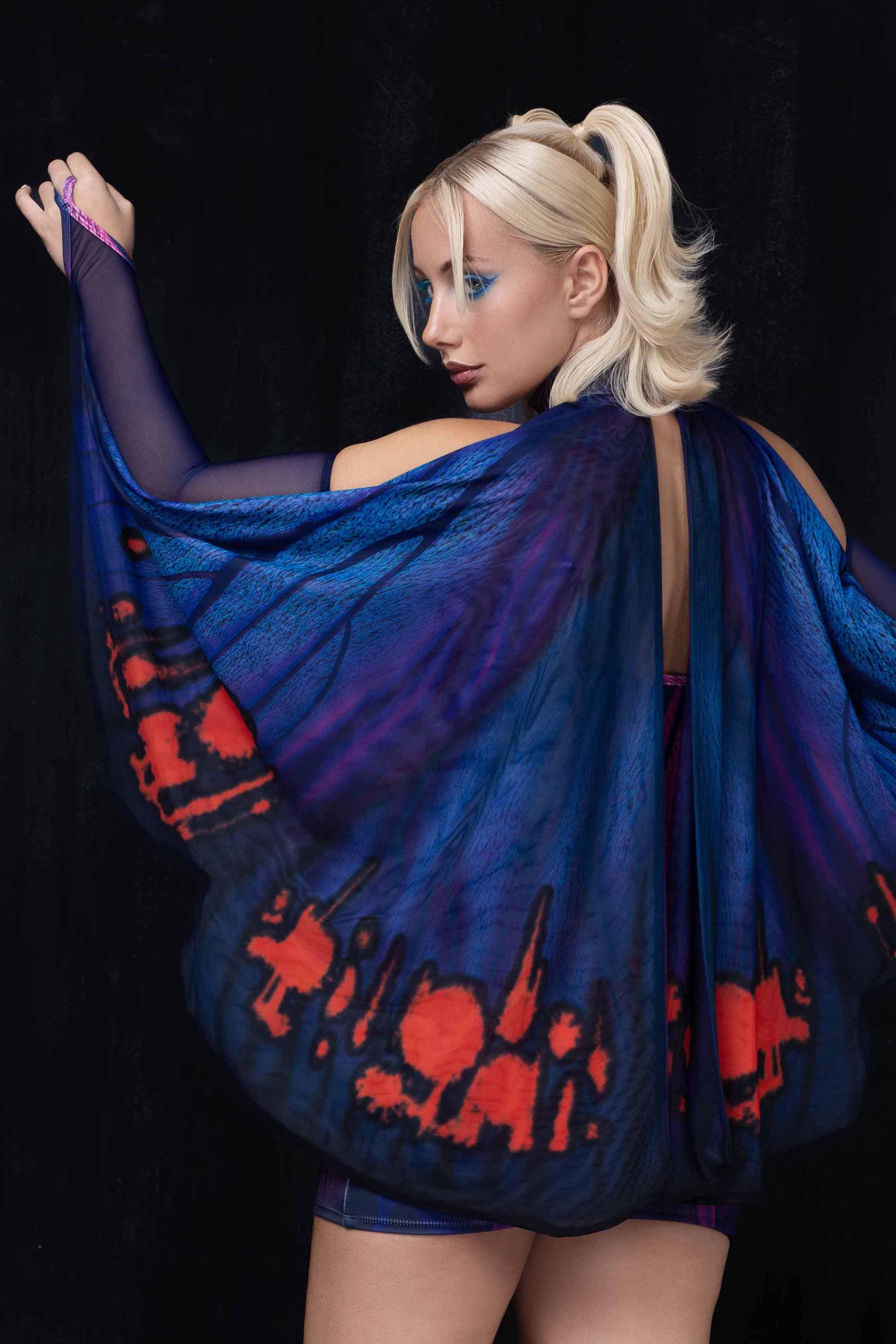 Midnight Embrace Winged Set