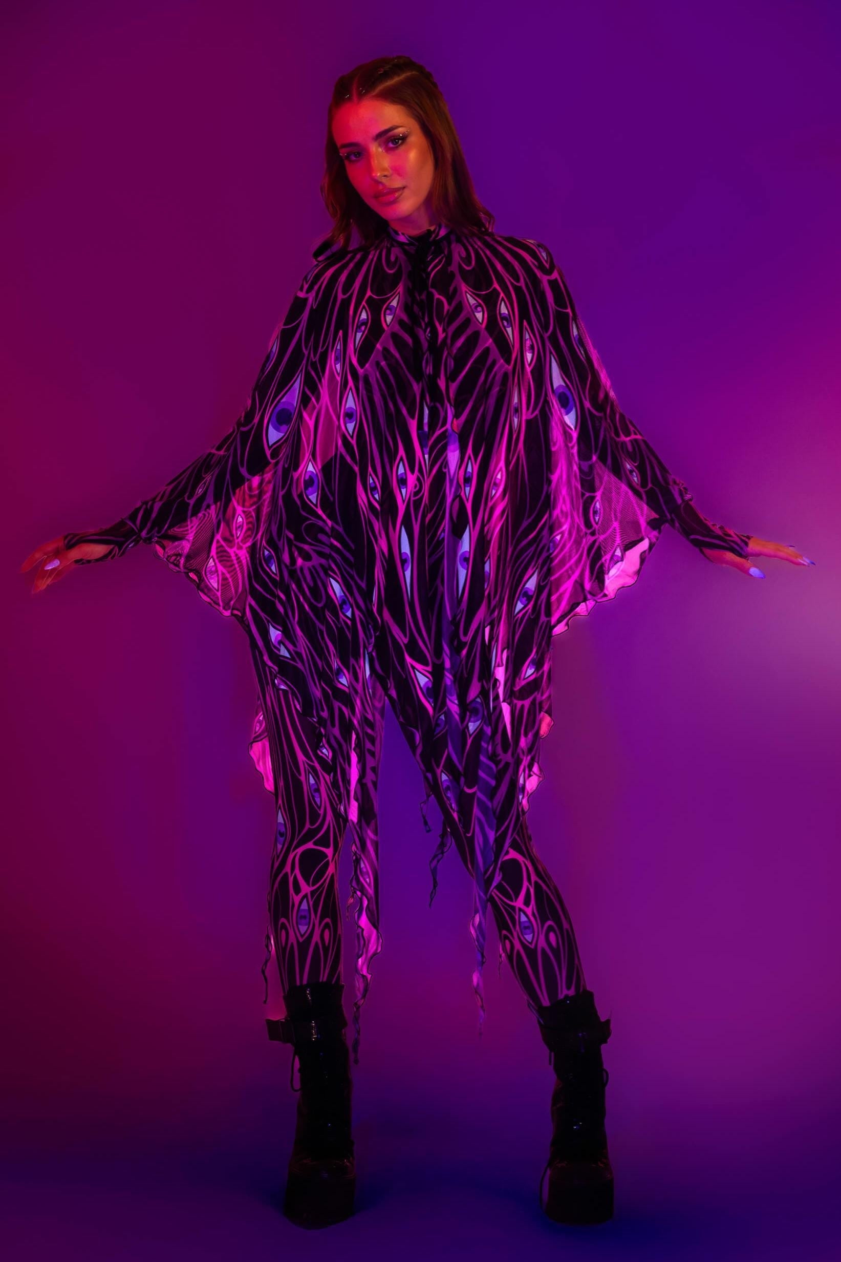 All Eyes On You Flowy Wings
